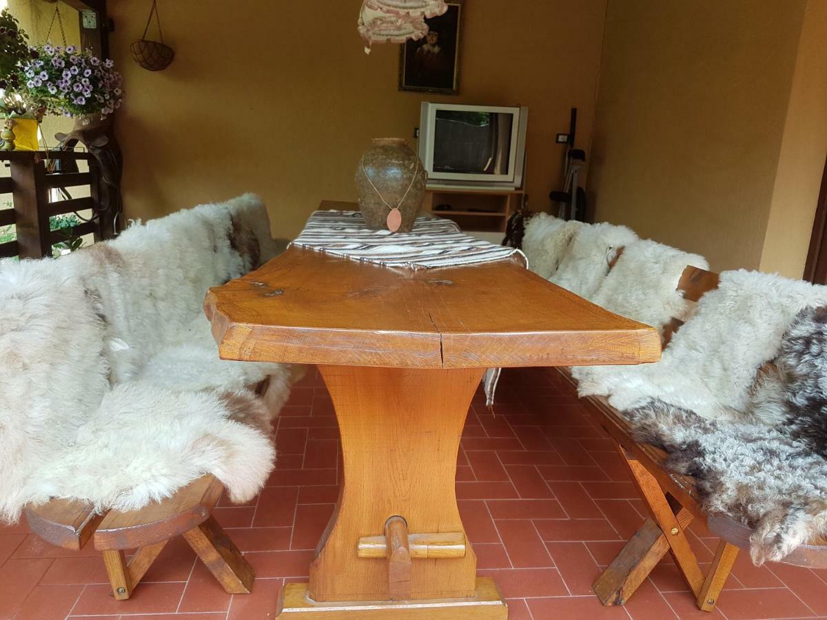 Casa Ovesia Villa Sacele Exterior photo